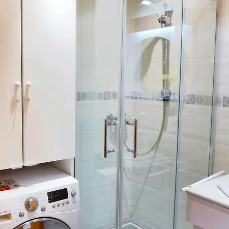 Appartement Les Charmoz-3 By Interhome *